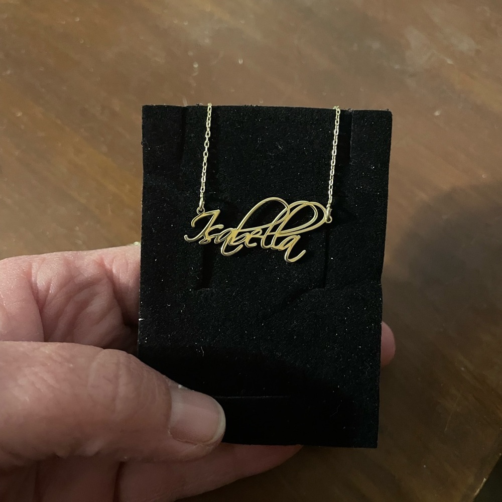 Isabella Name Necklace - Picture 4 of 4
